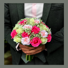 دسته گل عروس با گل ژیپسوفیلاو رز - 