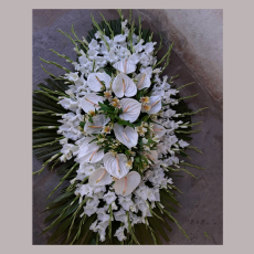گل آرایی مزار (روقبری)گلایل و آنتریوم بزرگ